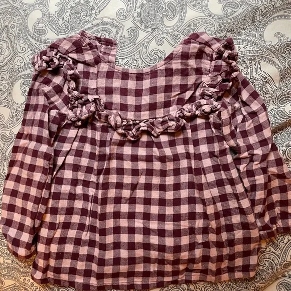 3/$12 H&M Ruffle Long Sleeve Top - Picture 1 of 4